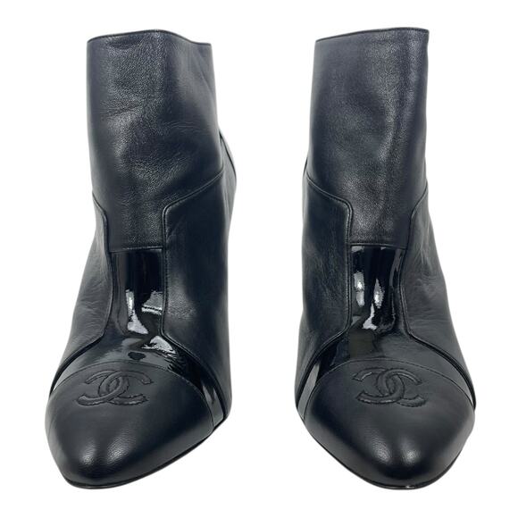 Chanel CC Logo Cap Toe Lamb Leather Heel Ankle Boots Black Size 38 - Picture 4 of 14